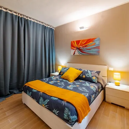 Casa R&r 5' A Piedi Dalla Torre! Appartamento